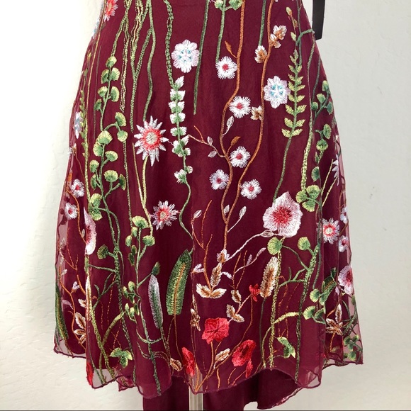 Jodi Kristopher Floral Embroidered Dress - Picture 4 of 8